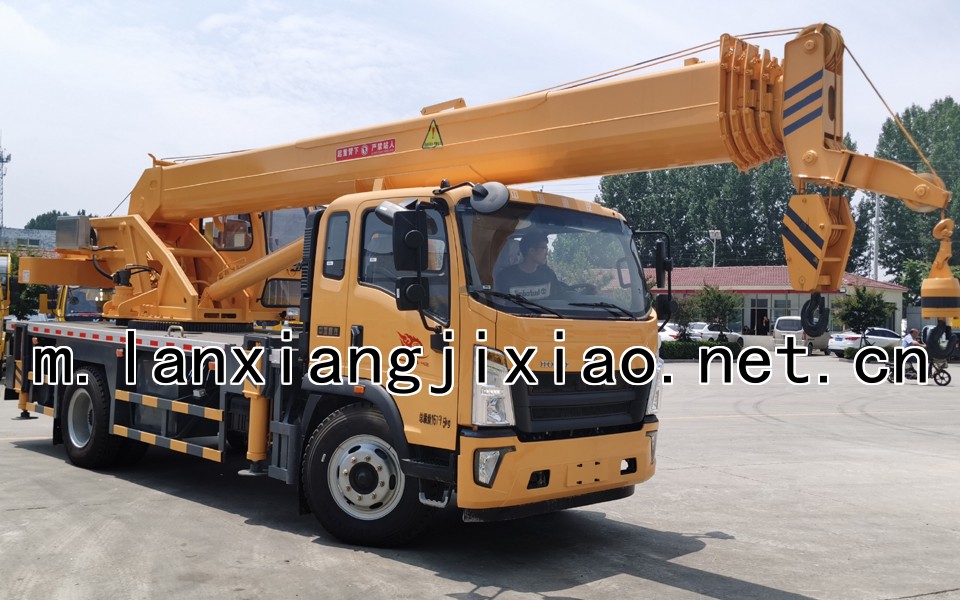 16噸吊車重汽豪沃國六